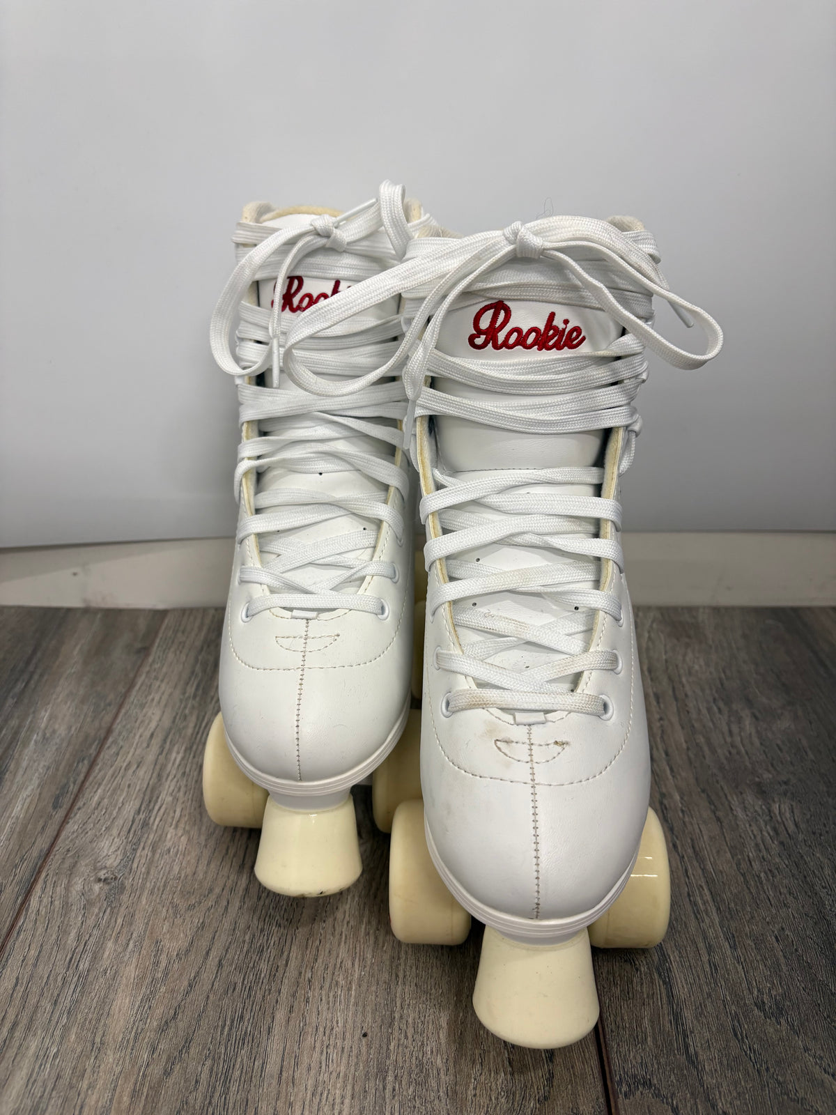 Rookie Rosa White Quad Roller Skates Size 5