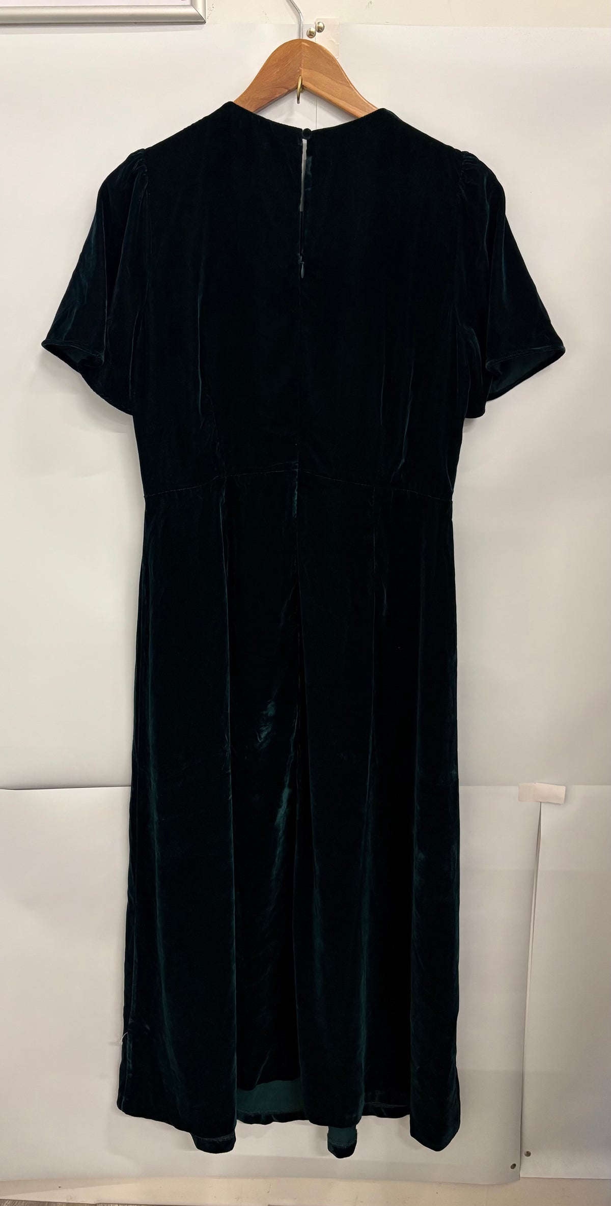 Nobody's Child Dark Green Short Sleeve Velvet Allegra Midi Dress Size 14