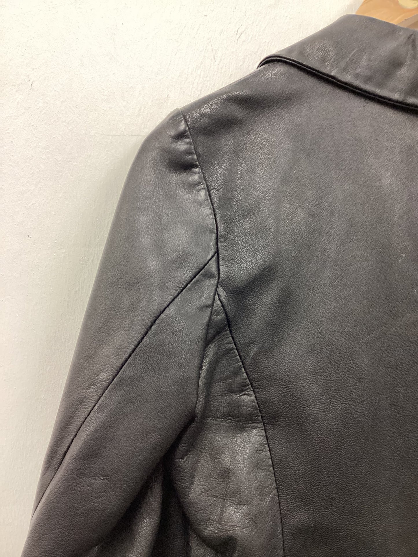 Y2K Topshop Size 8 Cropped Black Leather Jacket