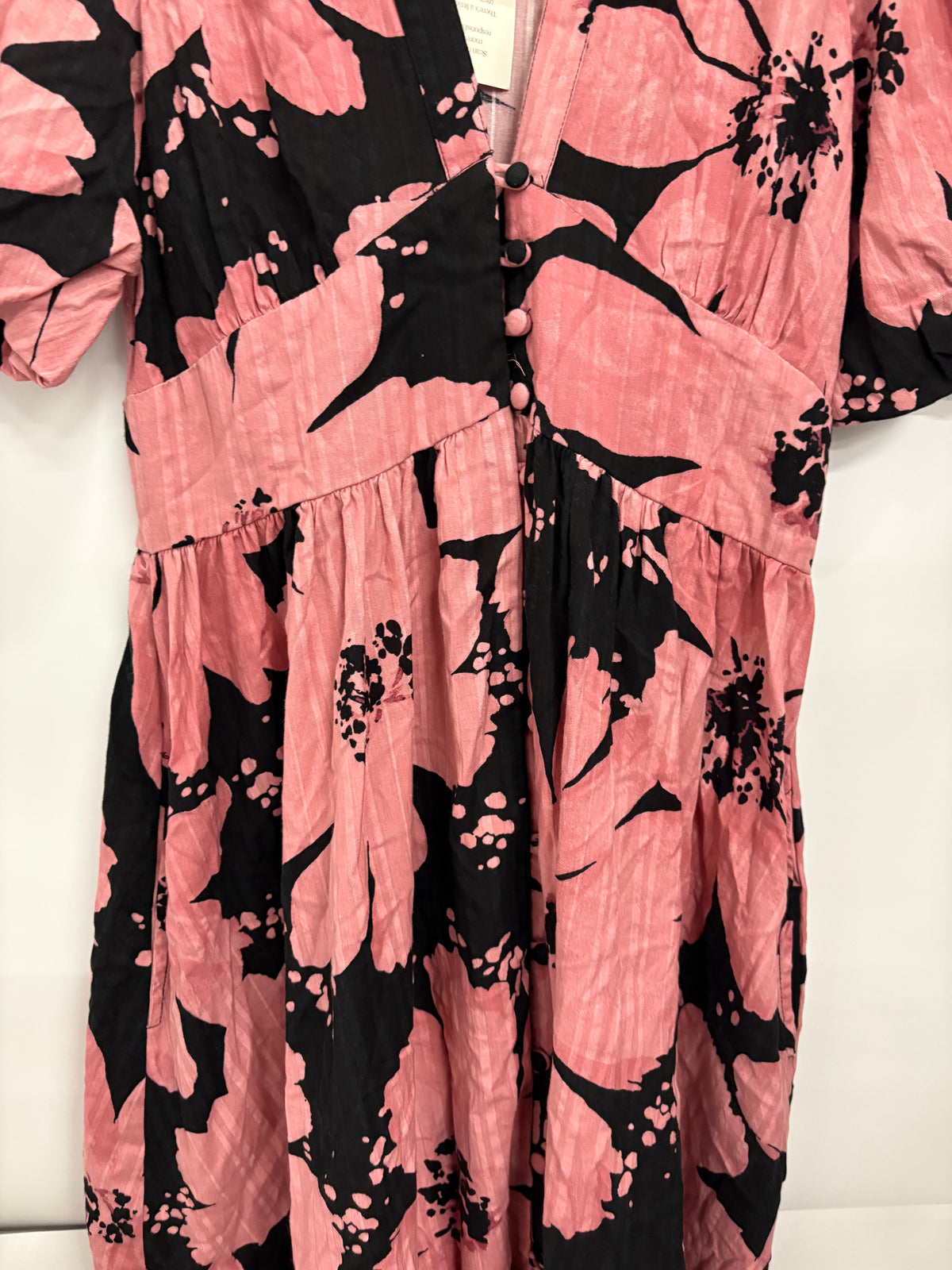 Nobody's Child Pink/Black Floral Buttoned Midi Dress Size 4 - BNWT