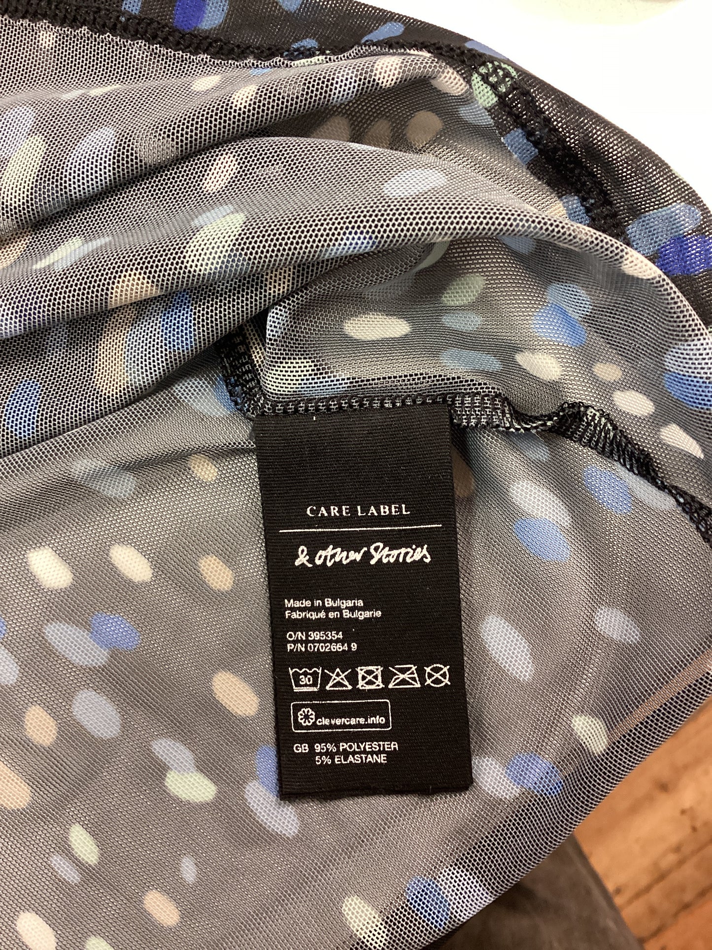 & Other Stories Mesh Top Size 8