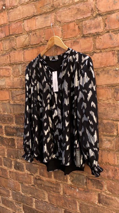 Roman Top, BNWT, black/grey size 16