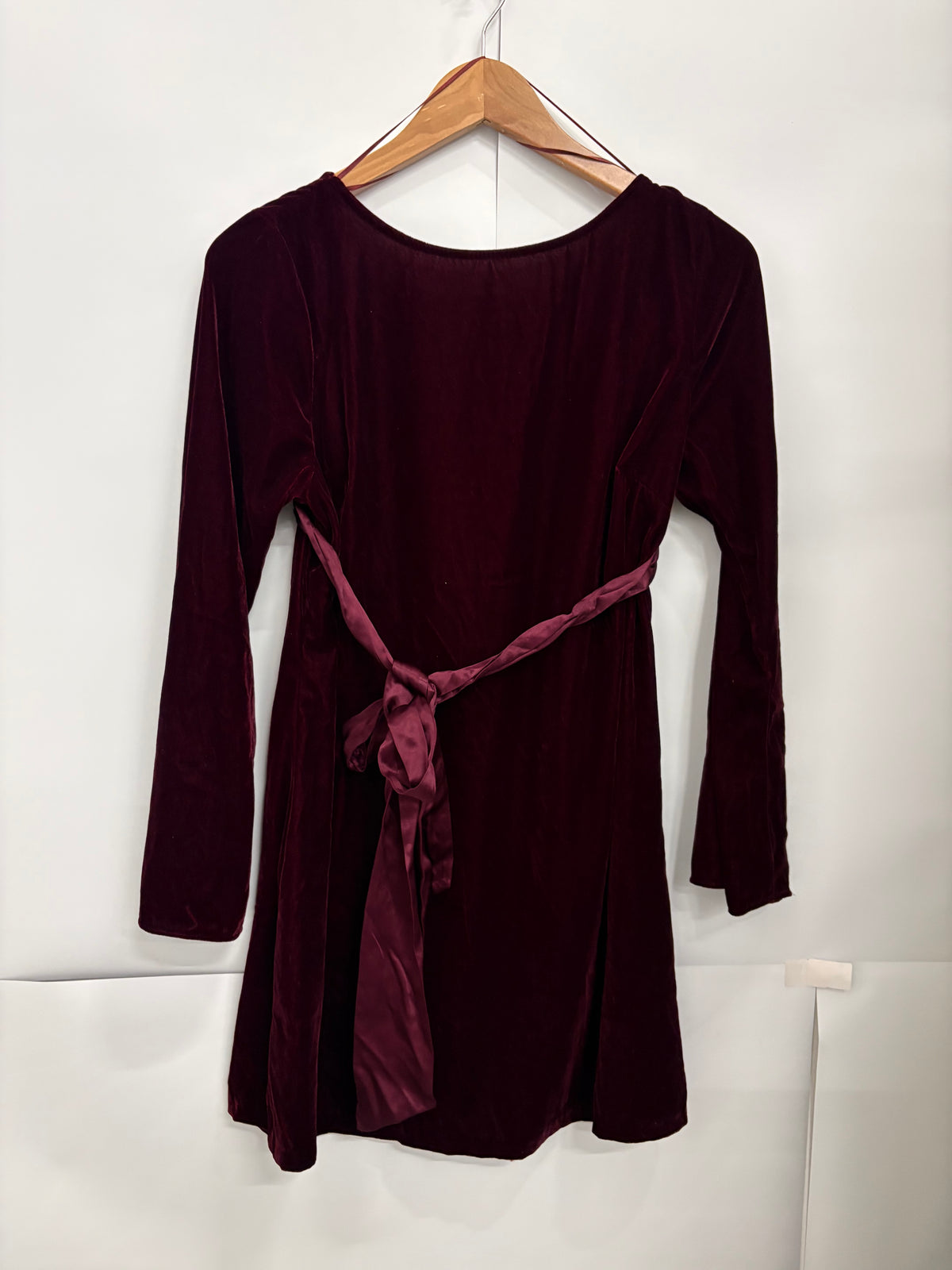 Nobody's Child Dark Red Long Sleeve Tie Back Velvet Joelle/Jolene Mini Dress Size 14