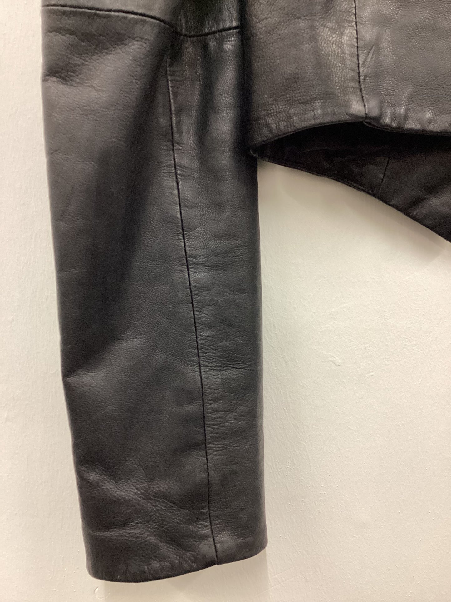 Y2K Topshop Size 8 Cropped Black Leather Jacket