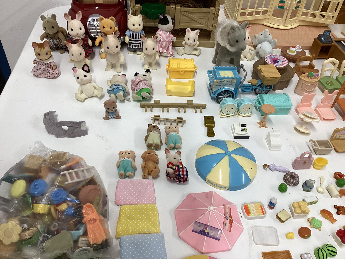 Large Sylvanian Families Joblot
