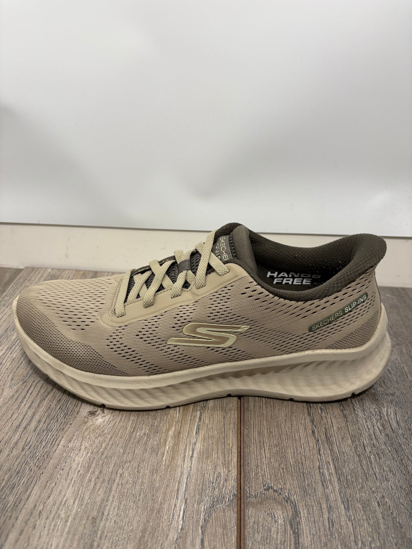 Skechers Mens GO WALK NOW Beige Slip-On Trainers Size 7.5