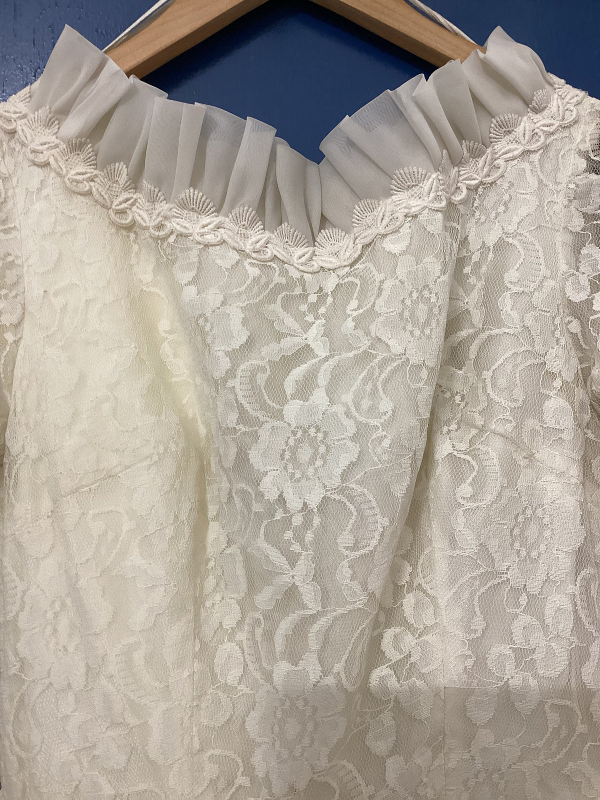 Vintage wedding dress