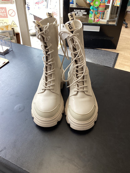 KG Kurt Geiger Trekker Lace up  Ankle Boots Size 5