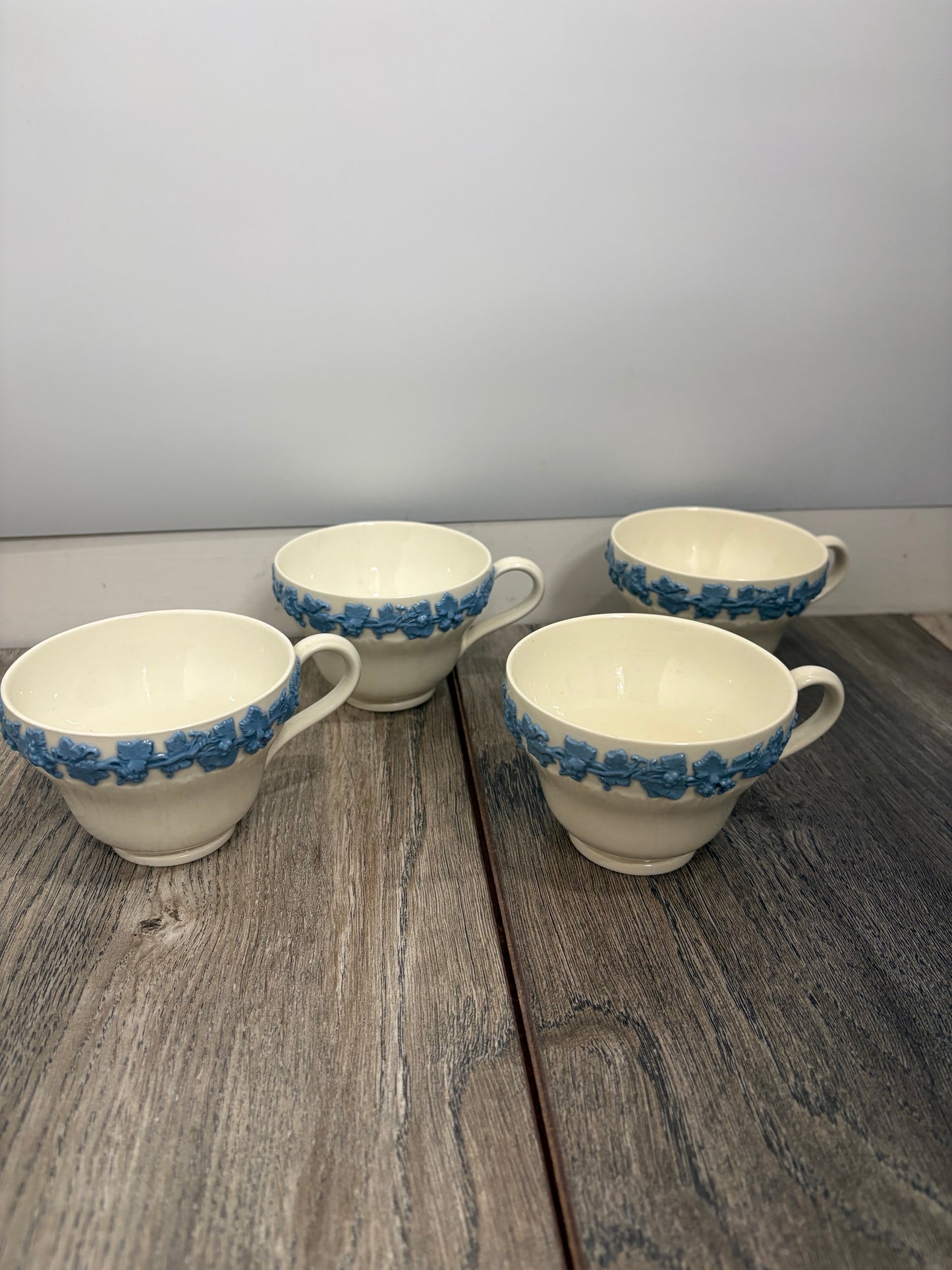 Vintage 1960s Wedgwood Embossed Queen's Ware 24-Piece Collection