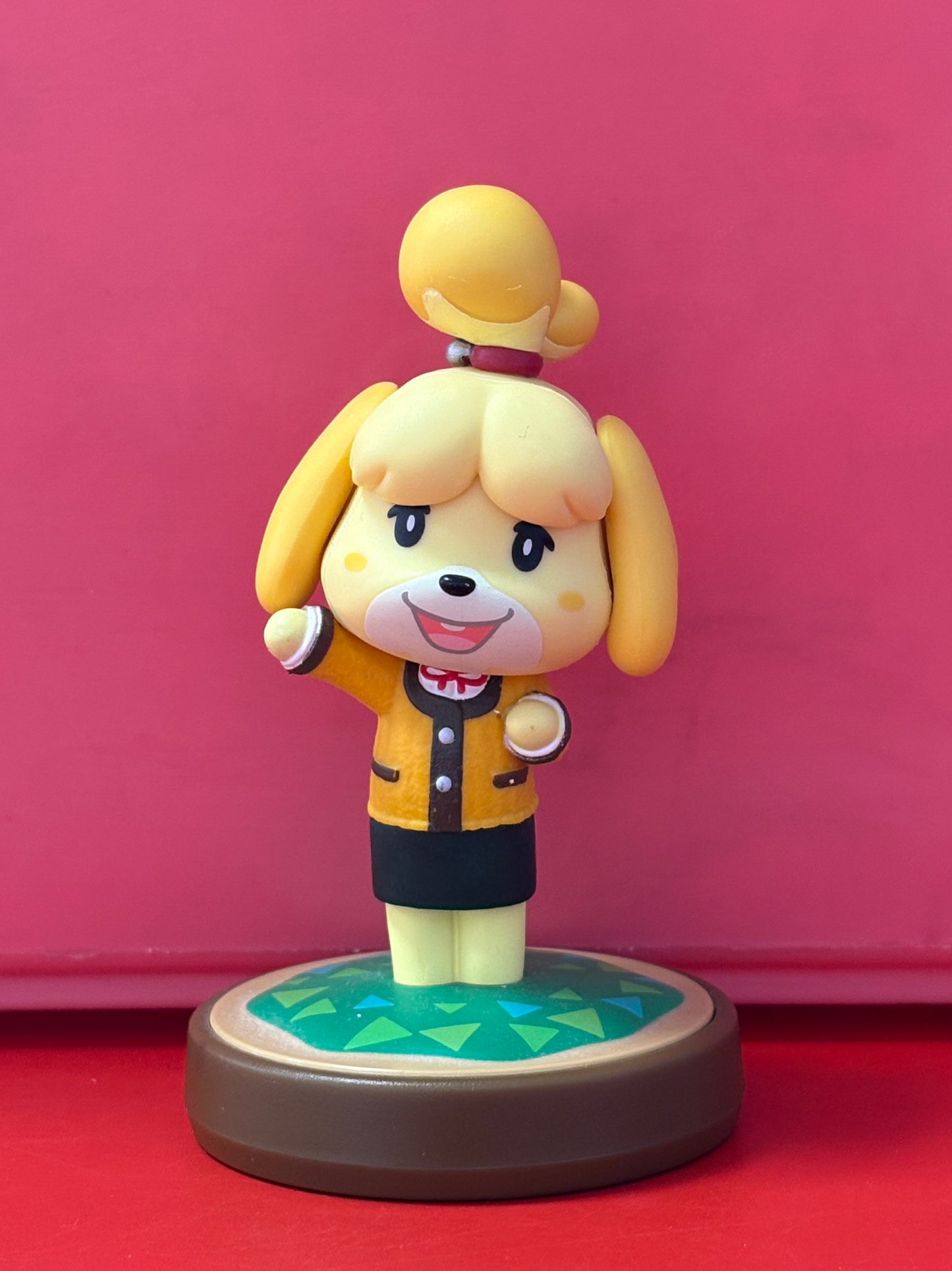 Isabelle Winter Outfit (Animal Crossing) Amiibo