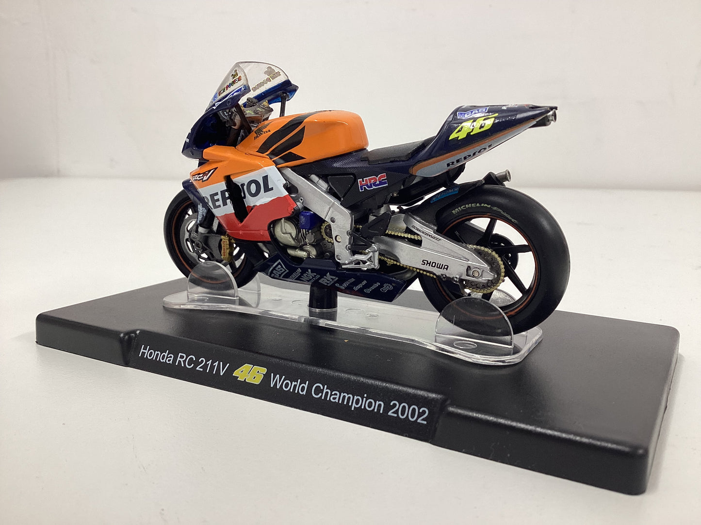 Set Of 8 Leo Models 1:18 Scale Motorbikes