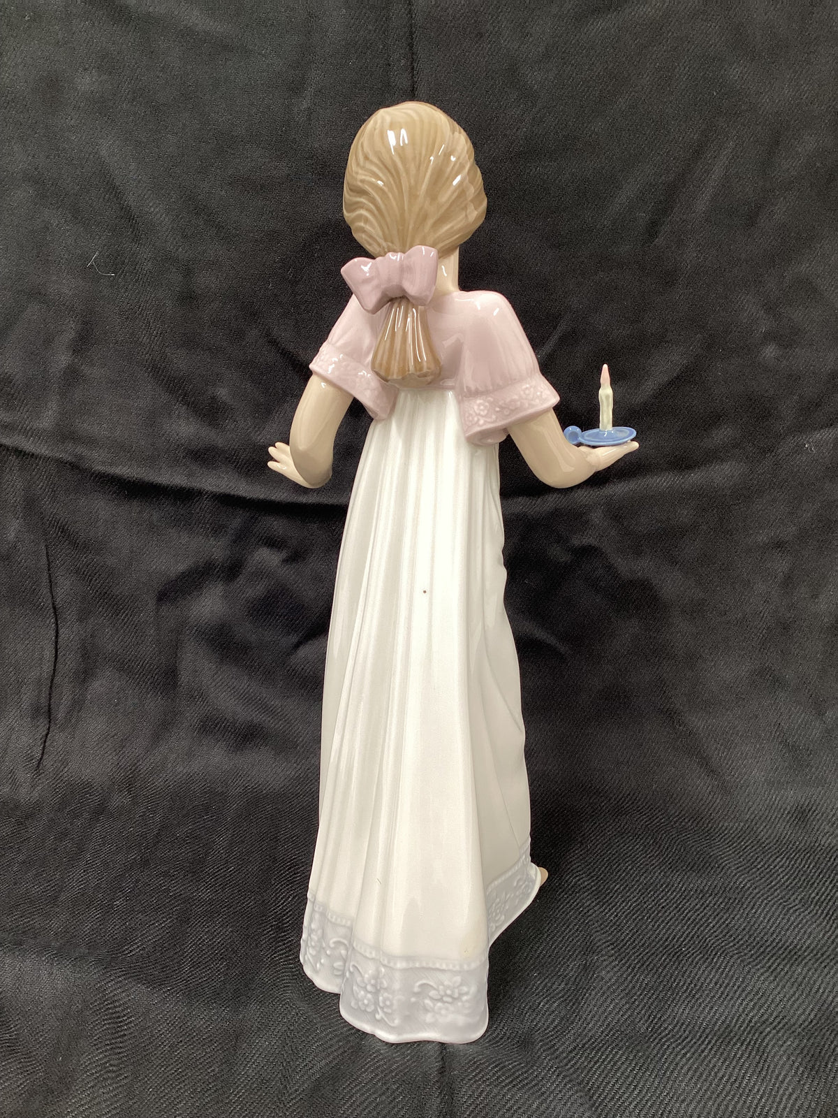 Nao By Ladro Porcelain Figurine