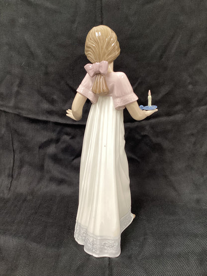 Nao By Ladro Porcelain Figurine