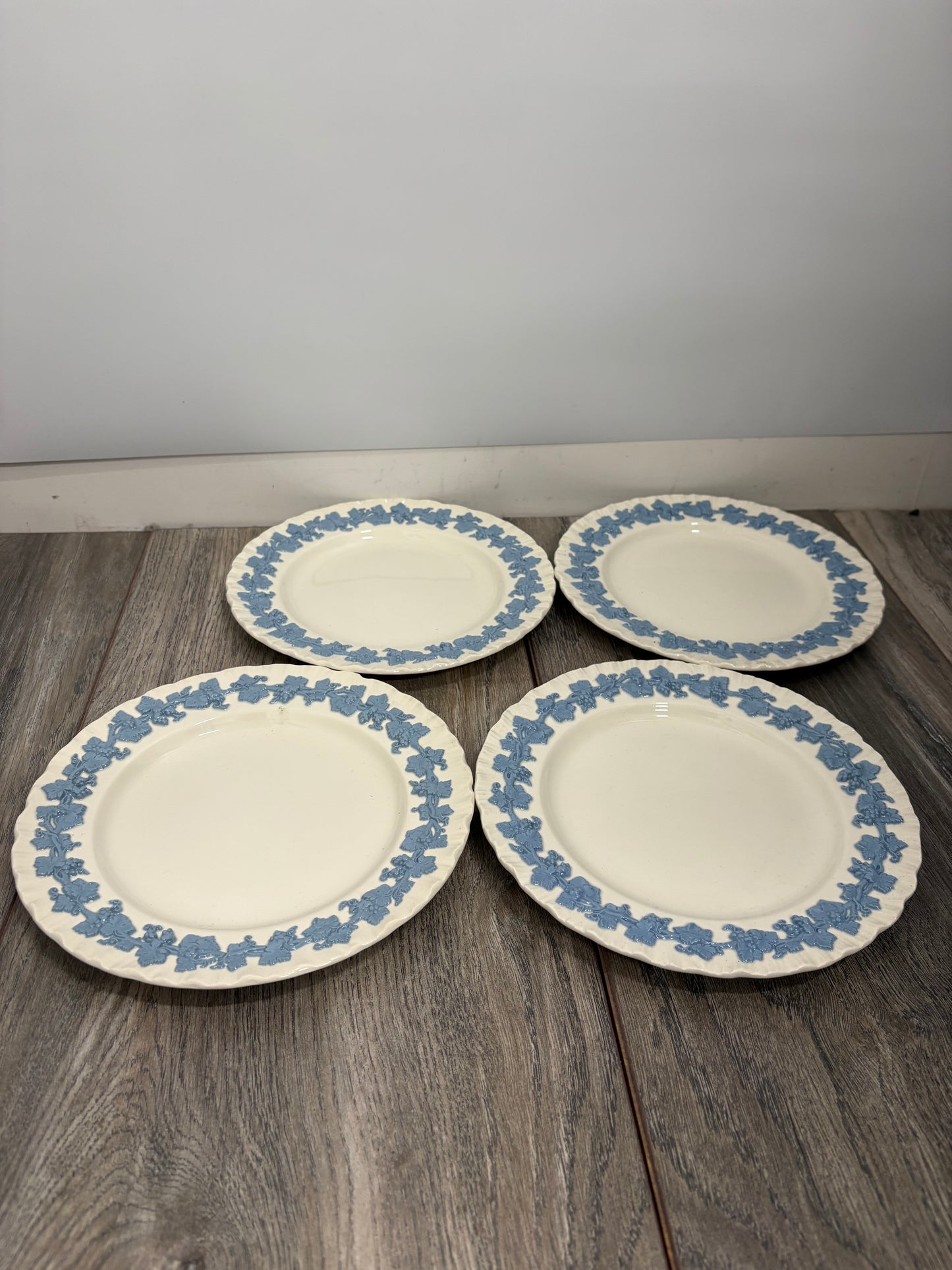 Vintage 1960s Wedgwood Embossed Queen's Ware 24-Piece Collection