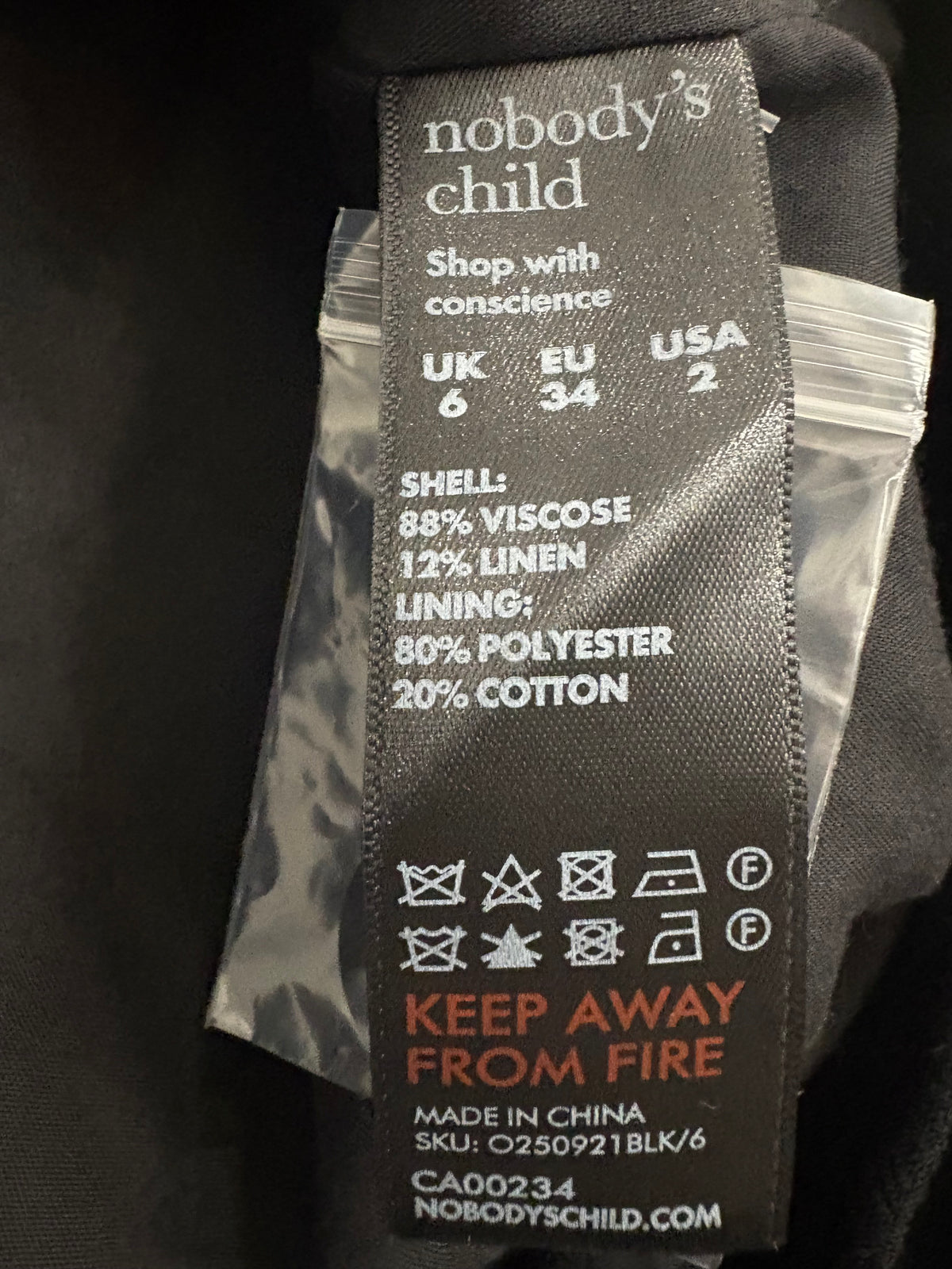 Nobody's Child Black Cropped Blazer Jacket Size 6 - BNWT