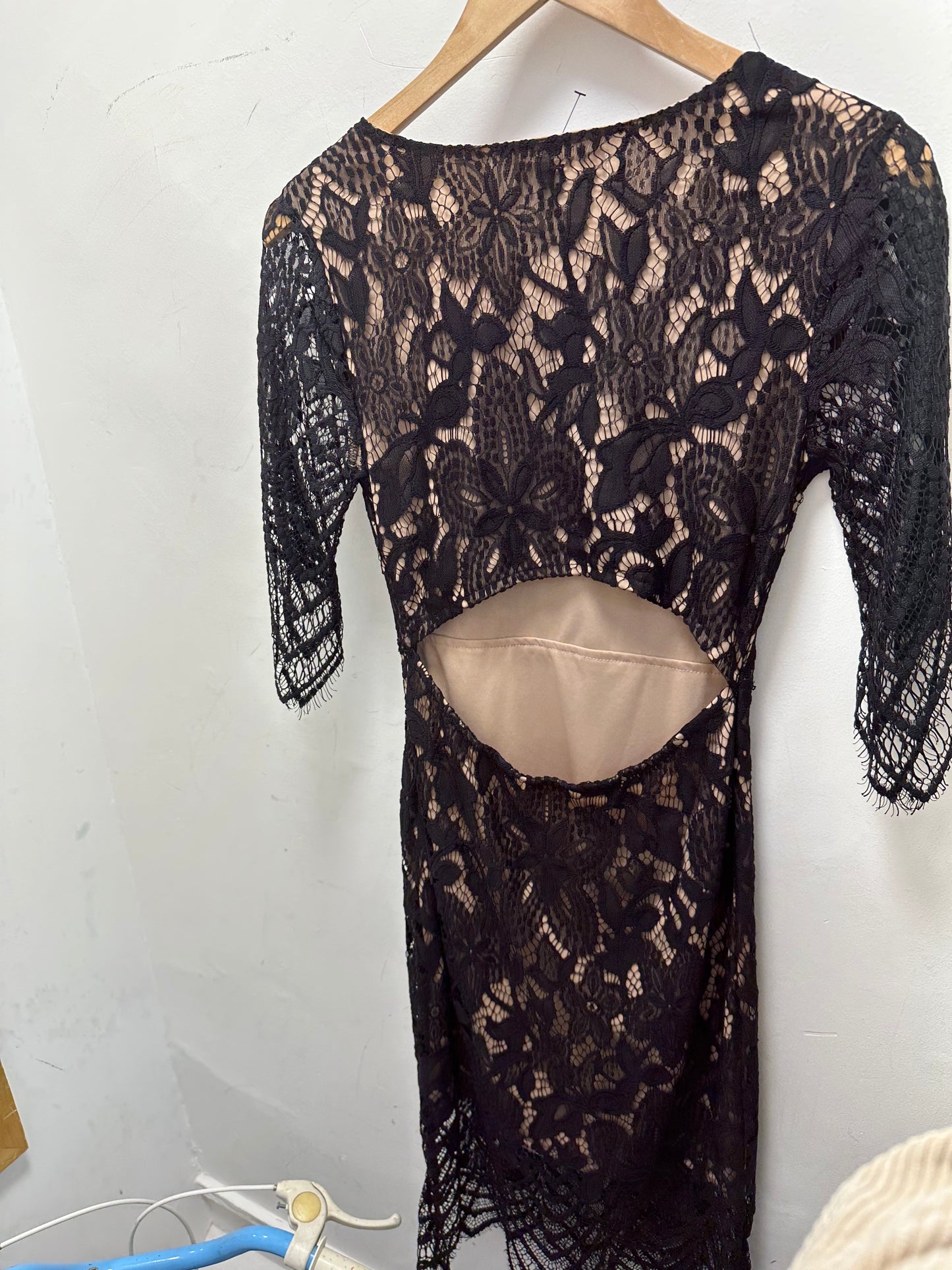 SANS SOUCI black lace dress