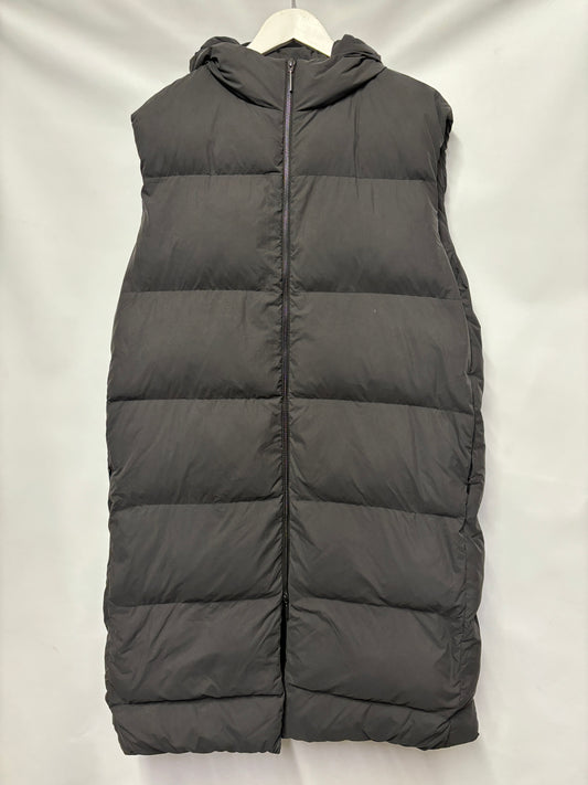 Studio Nicholson Grey Padded Sleeveless Gilet Coat Small