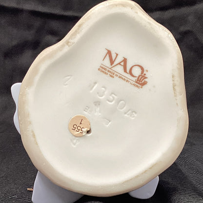 NAO by Ladro “My Little Boquet” Figurine