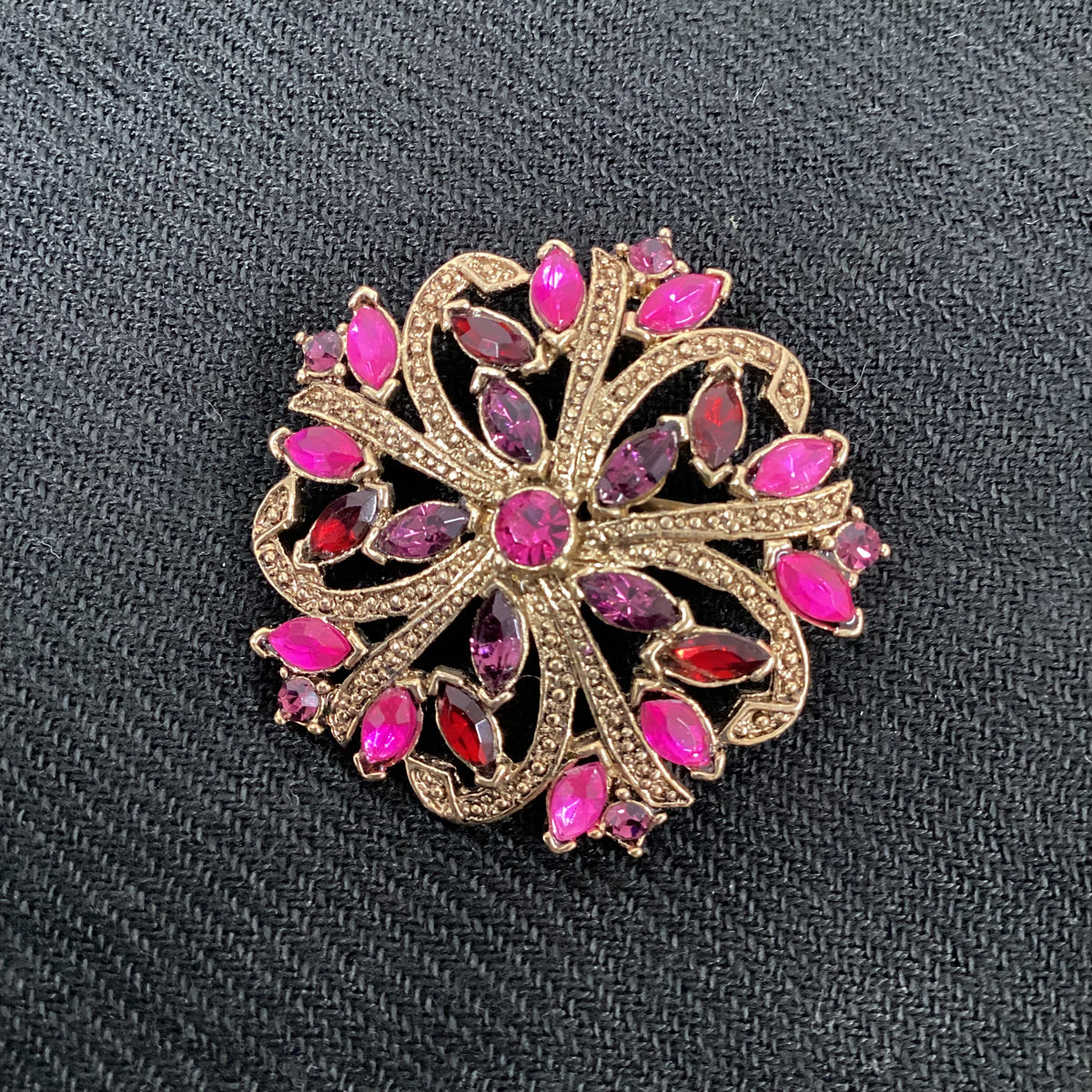 Vintage Brooch And Pendant Job Lot