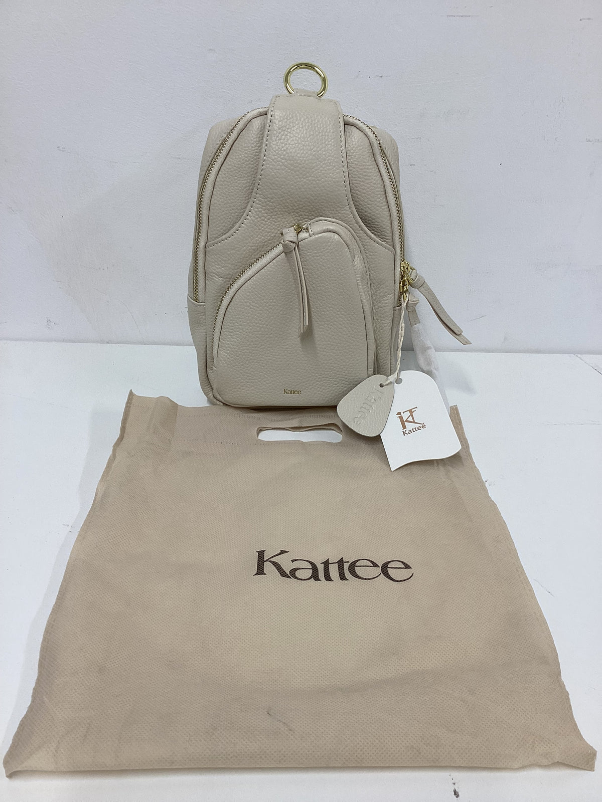 Kattee Sling Back Crossbody Leather Bag