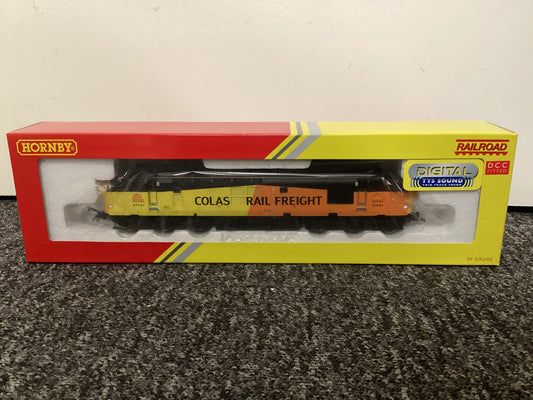 Hornby, Colas Class 37 co-co, DCC Fitted,  Railroad Plus Enhanced Livery, No. 37421, With Sound, 00 Gague