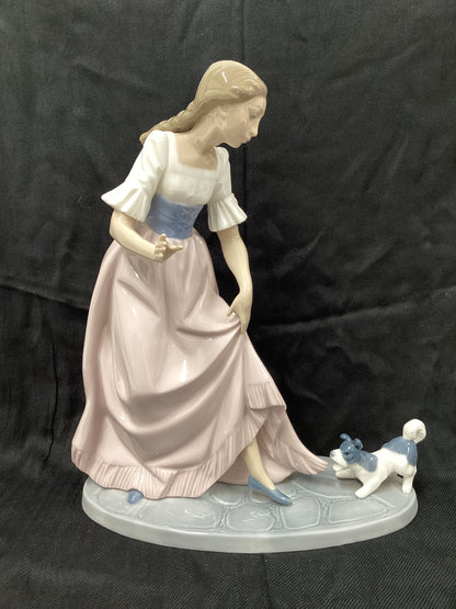 NAO By Ladro “Let’s Play” Figurine