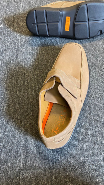 M&S men’s shoe, air flex , 10, new
