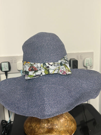 Ladies Rare Gucci Sunhat