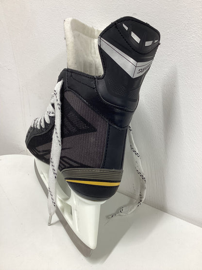 Baver Supreme S140 Ice Hockey Skates