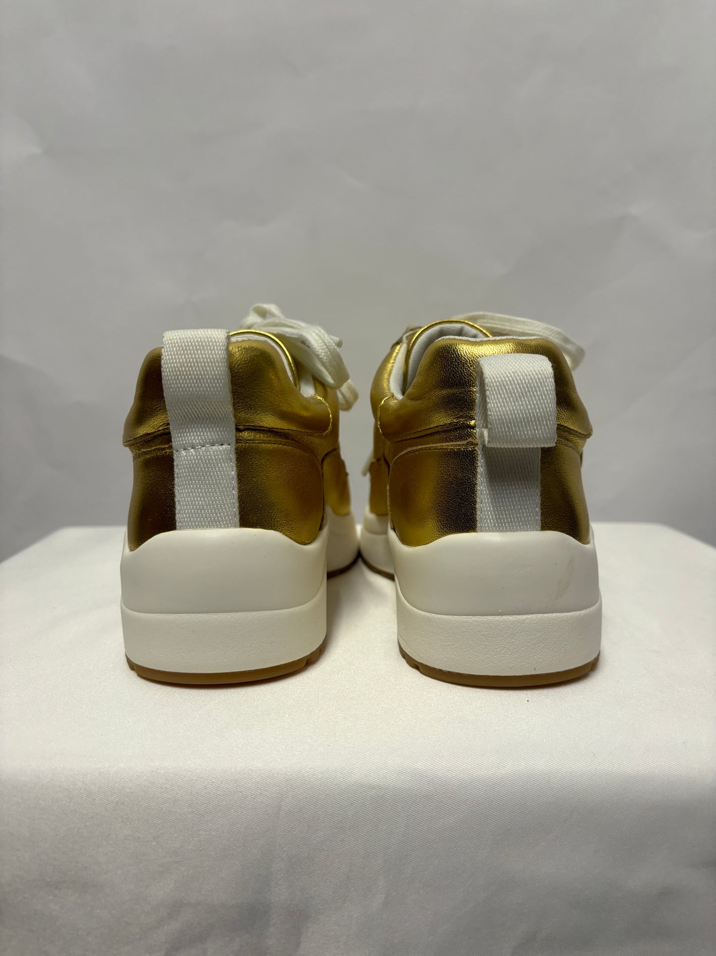 Ralph Lauren Gold Metallic Low Reaghan Trainers 4.5