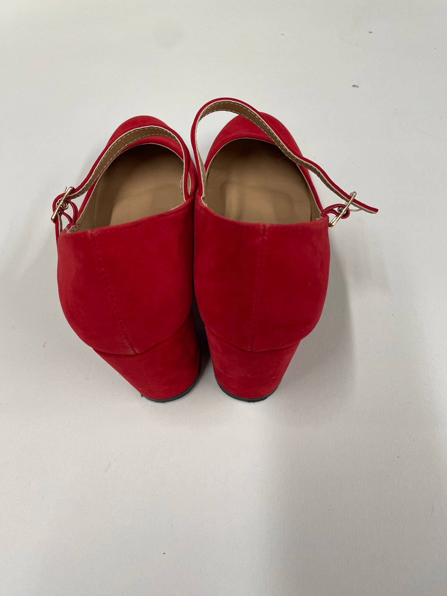 No Doubt Red Toe Across Foot Strap Chunky Heel Shoes Size 3