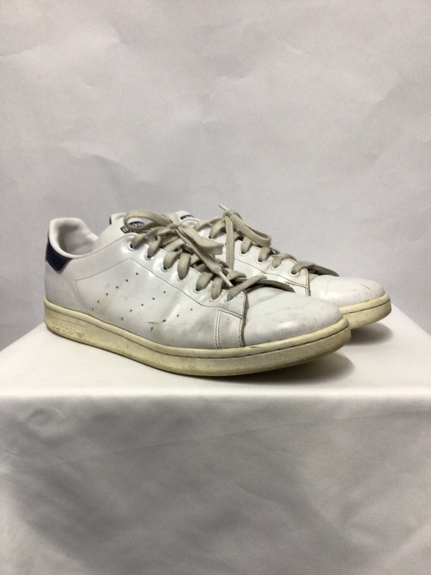 Adidas Originals White and Navy Leather Stan Smith Trainers 14