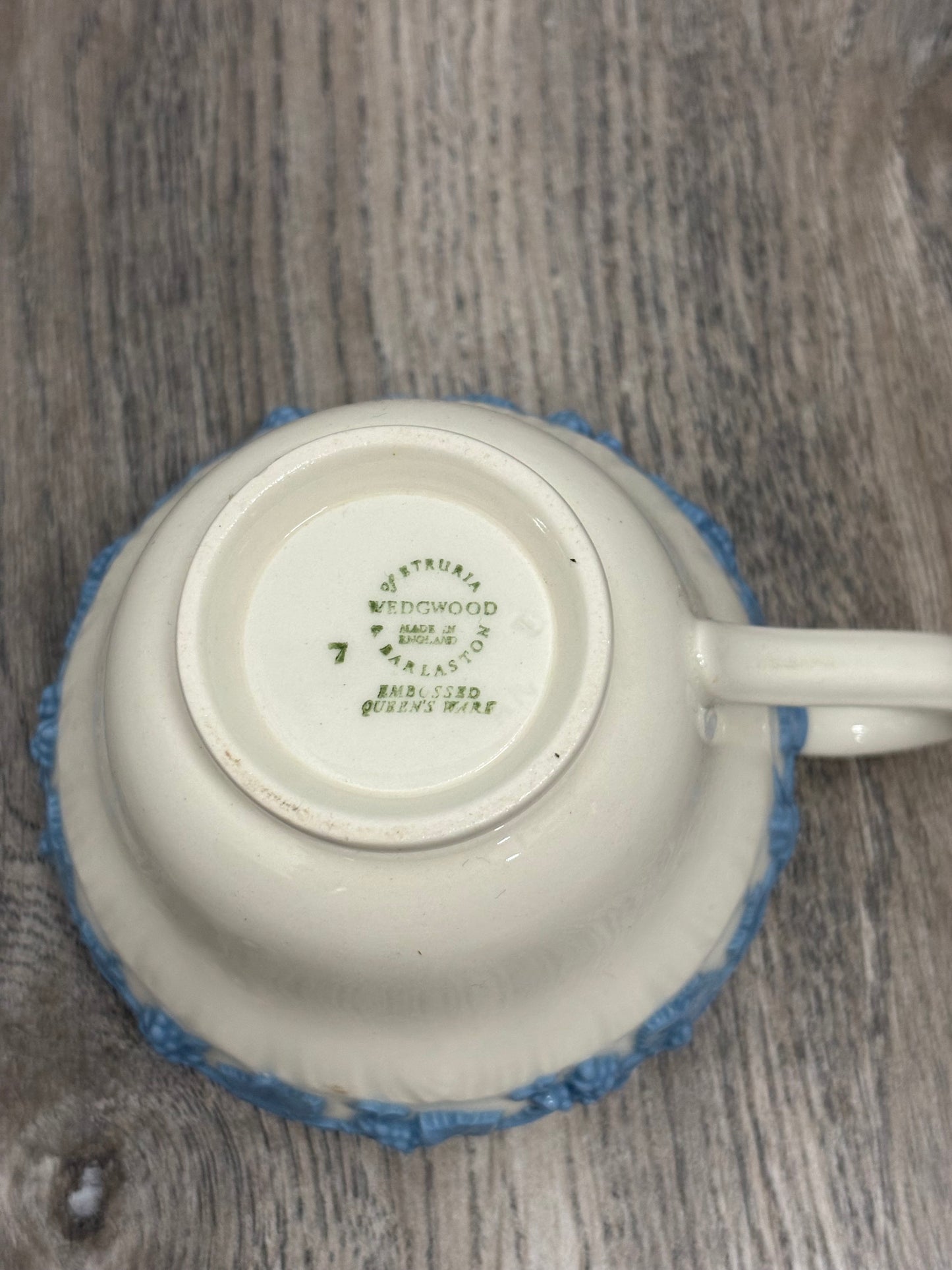 Vintage 1960s Wedgwood Embossed Queen's Ware 24-Piece Collection