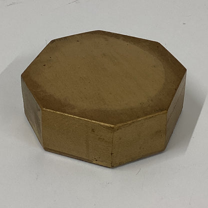 Vaux Ashtray With Coasters And Plinth
