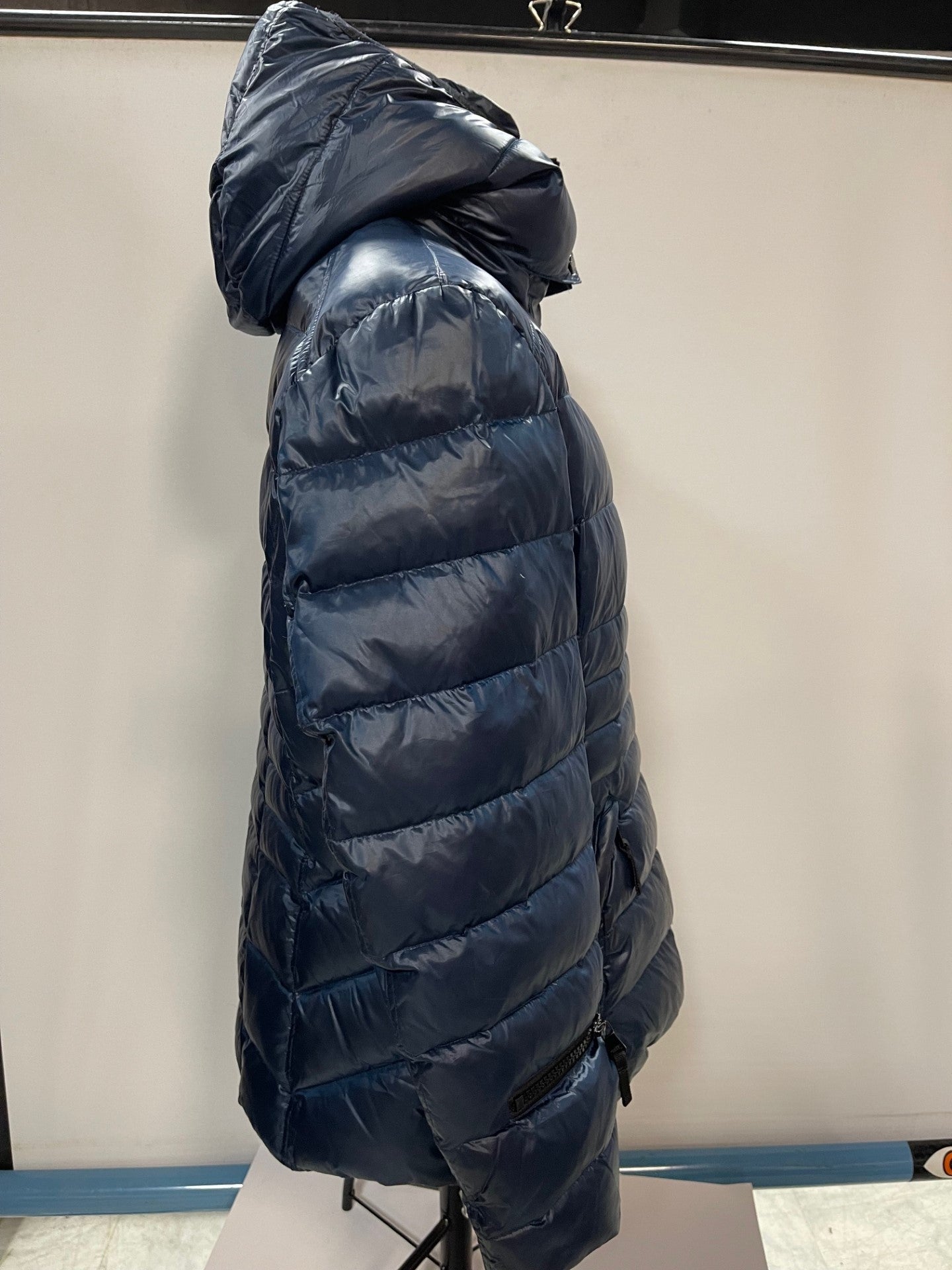 Andrew marc hot sale puffer coats