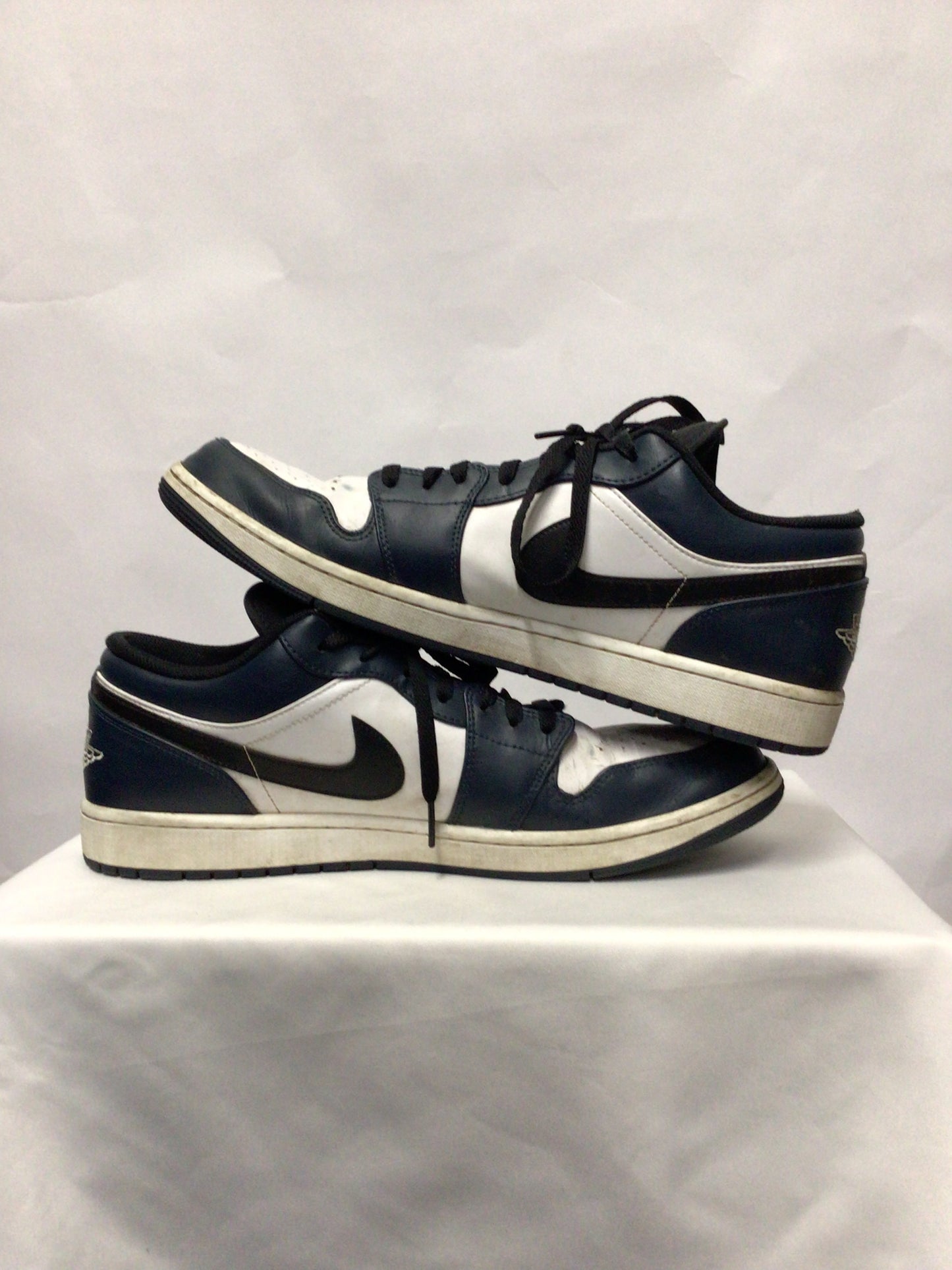 Nike Air Jordan 1 Navy Low Trainers 14