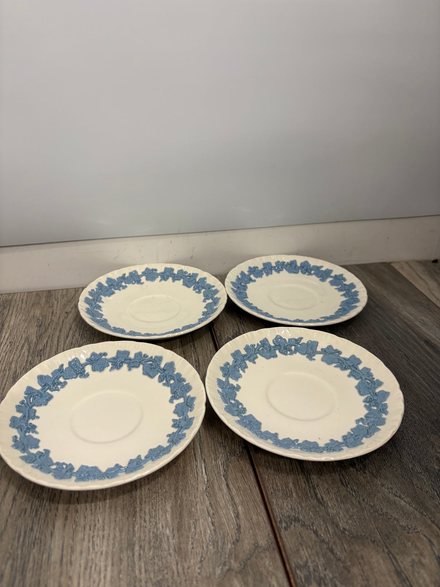 Vintage 1960s Wedgwood Embossed Queen's Ware 24-Piece Collection