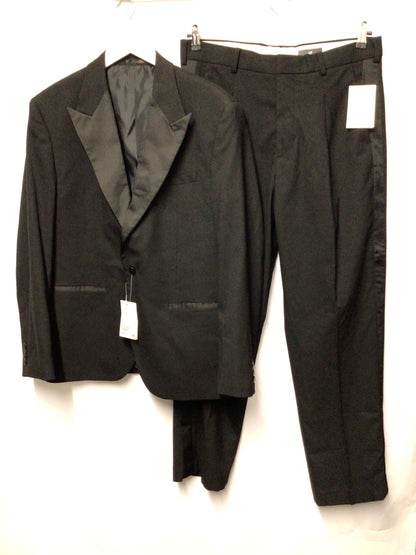 H&M Black Tuxedo Suit 42/34 BNWT