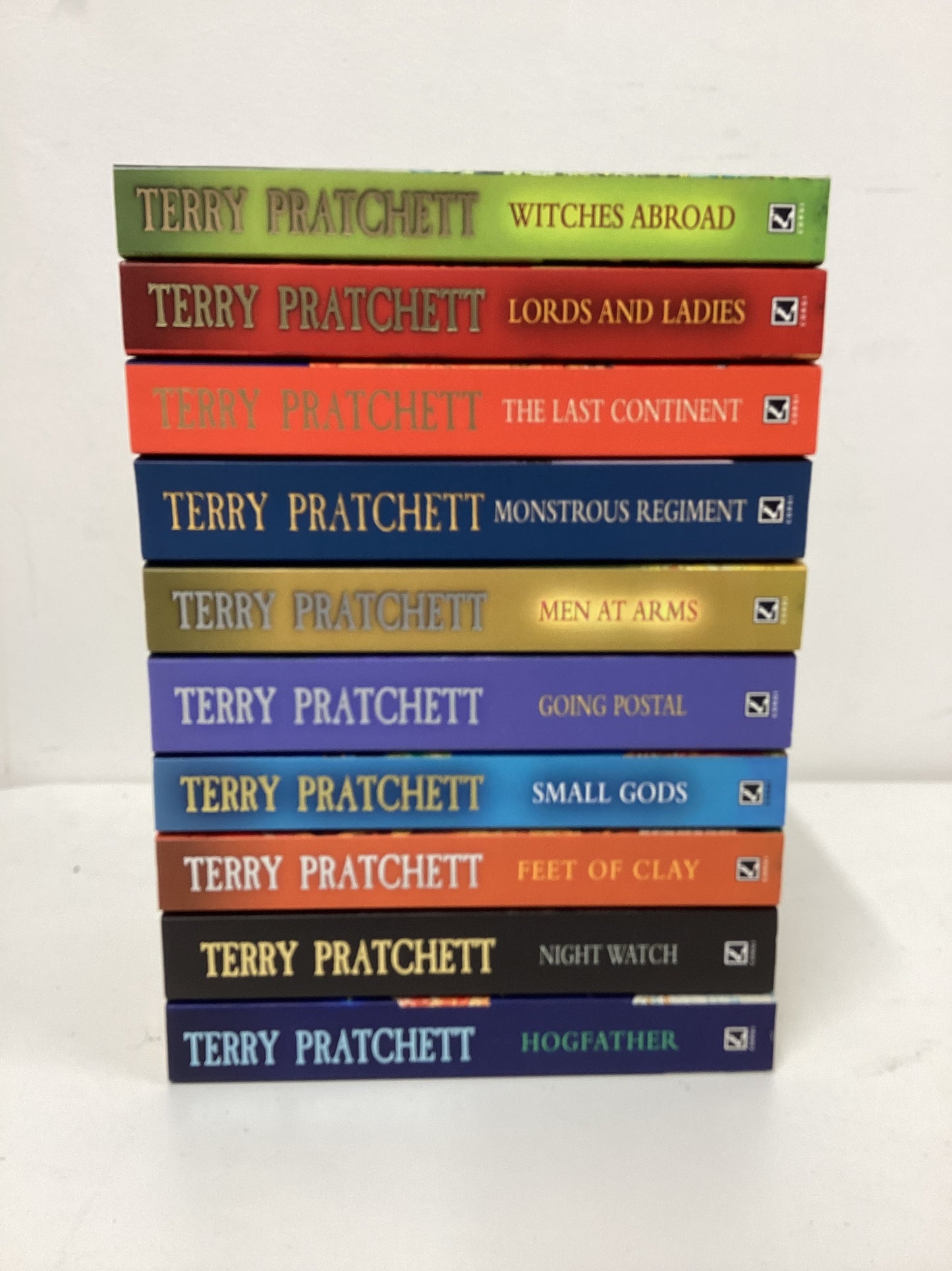 Terry Pratchett Disc World 10 x Various Paperbacks