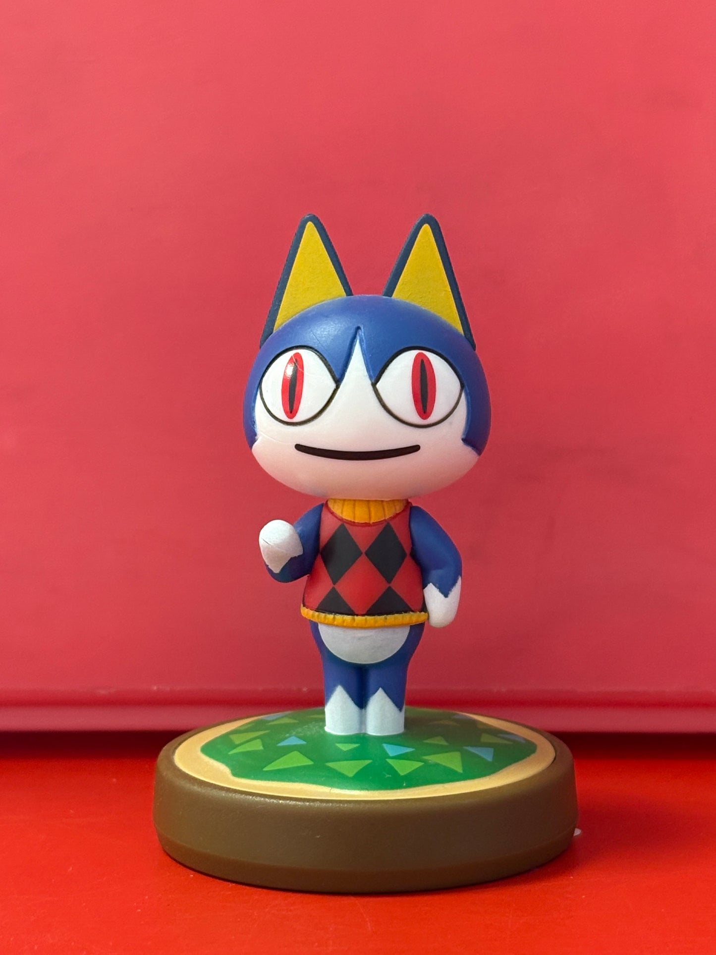 Rover (Animal Crossing) Amiibo