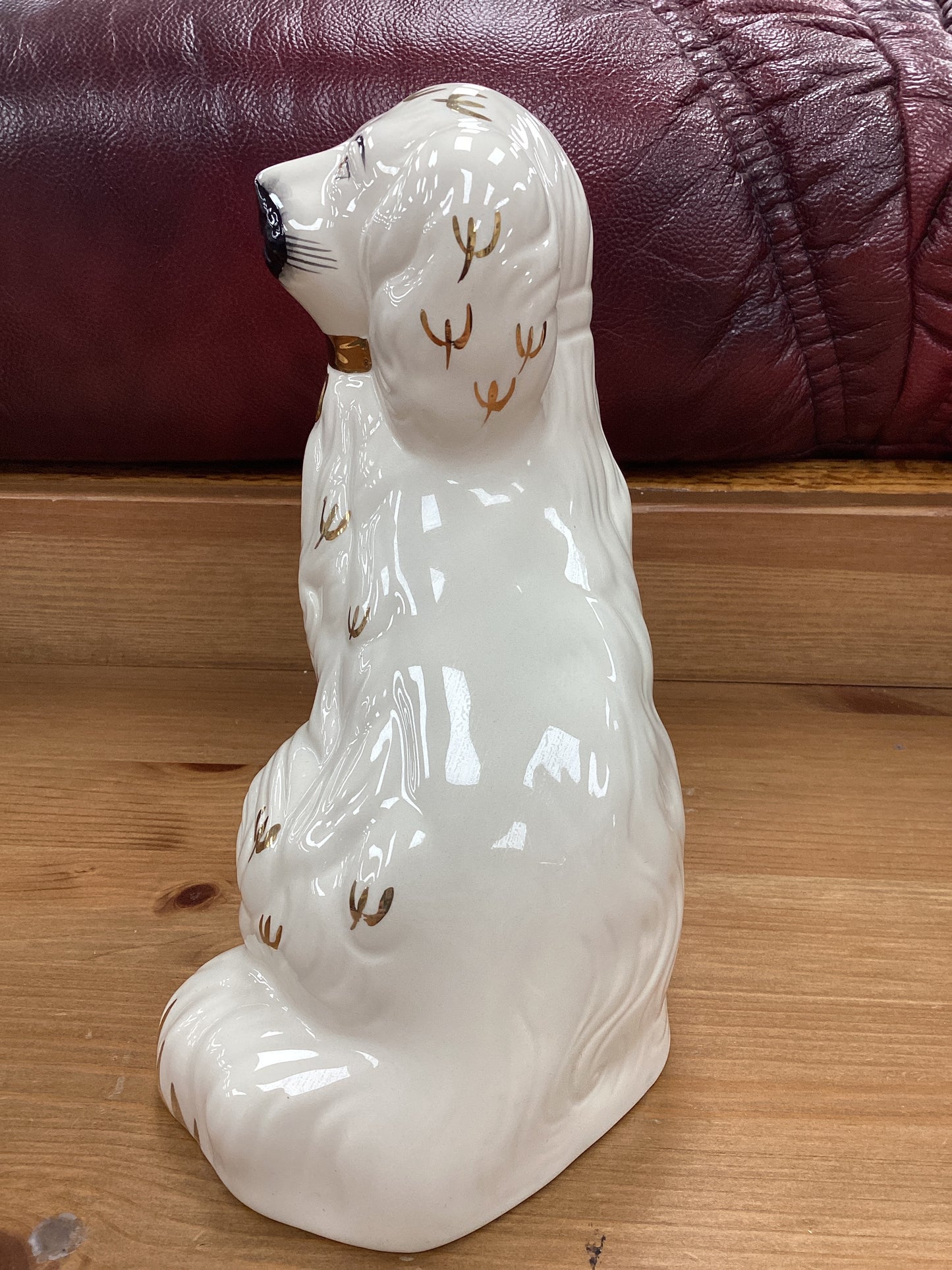 Beswick Ceramic Cream Gold Mantle Spaniel Dog