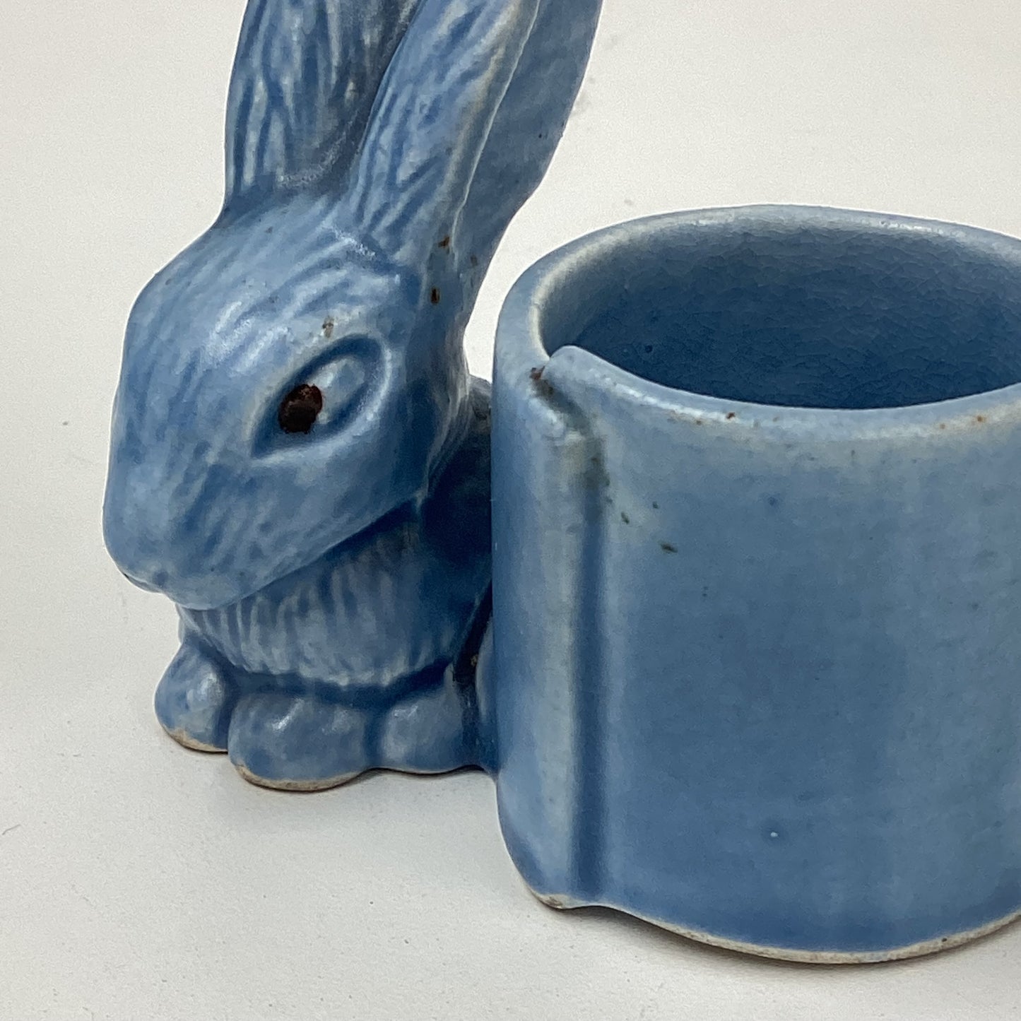 Vintage Sylvac Rabbit Pot