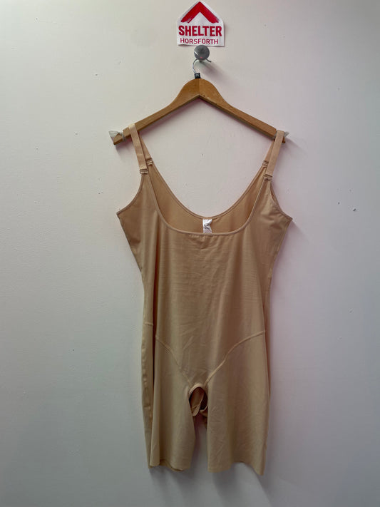 Body Defining Shapewear Beige Size 3XL