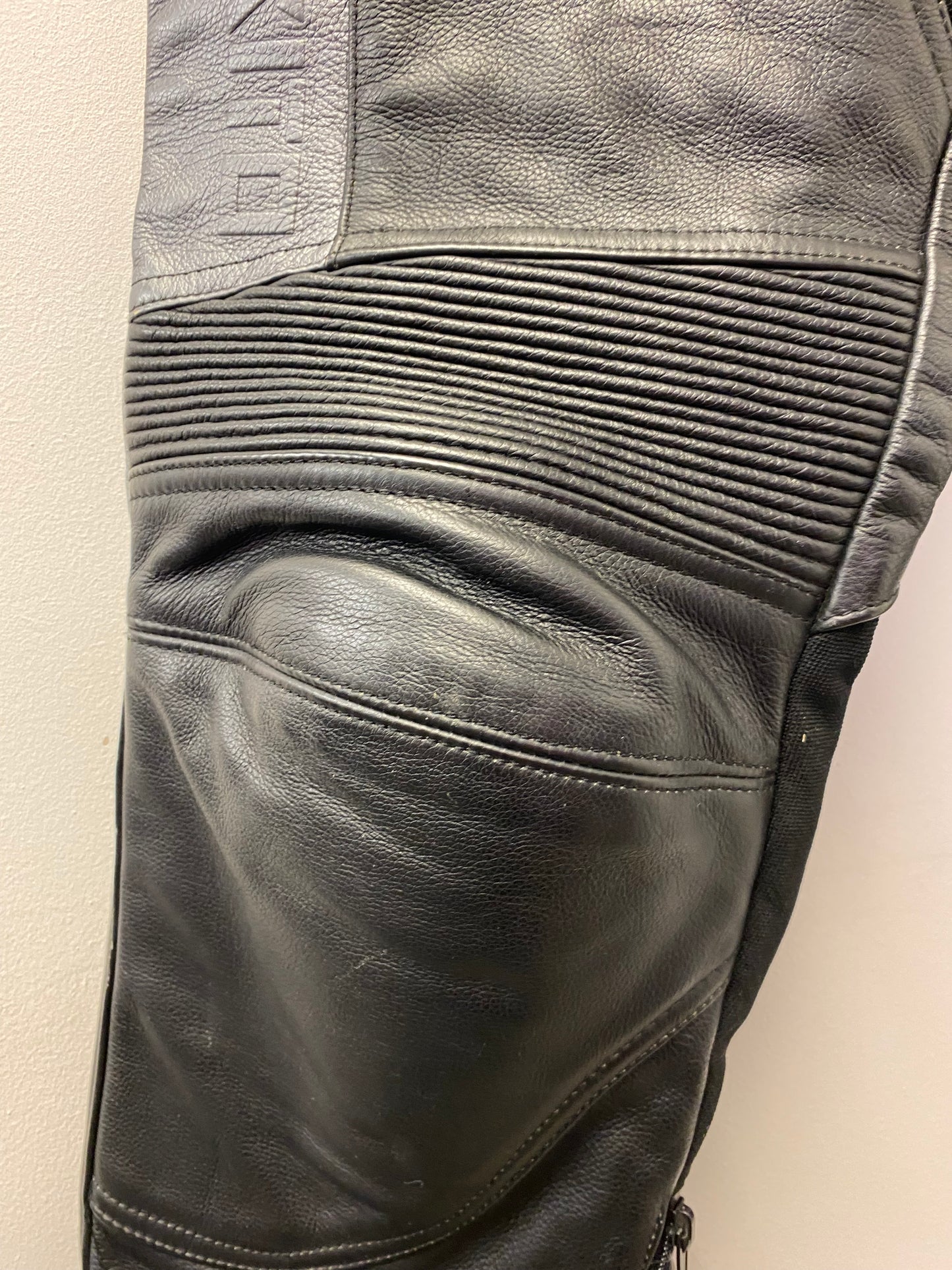 Akito Body Guard CE Protection Leather Biker Trousers Black Size 14