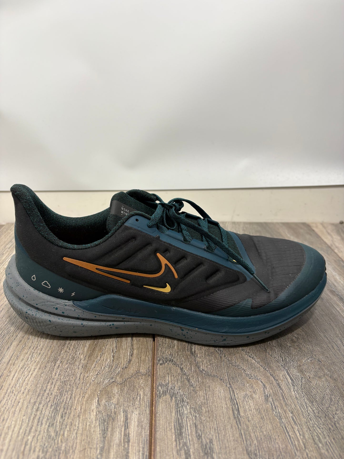 Nike Air Winflo 9 Shield Black/Blue Trainers Size 10