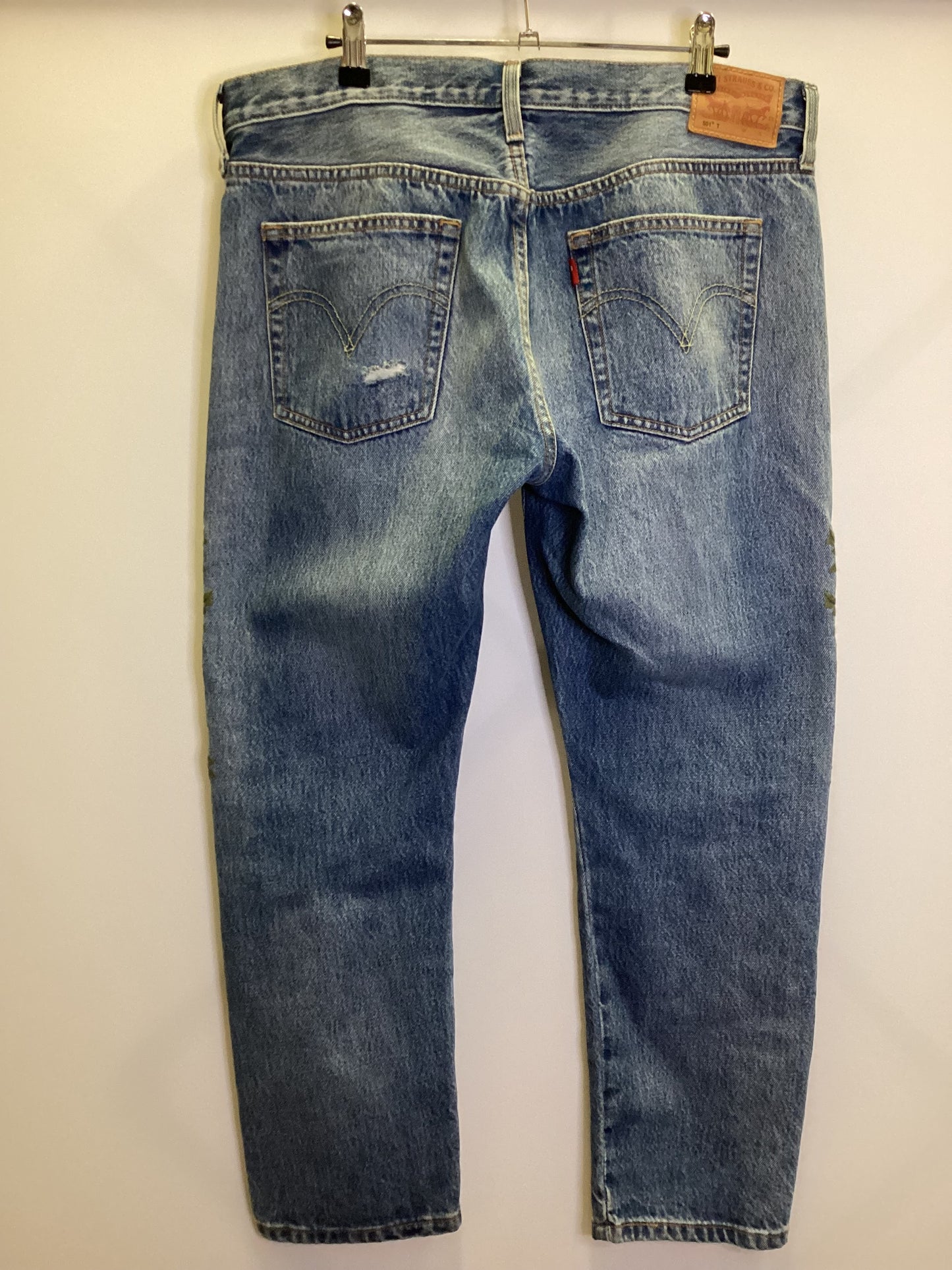 Levi's Red Roses Blue Jeans W36 L26