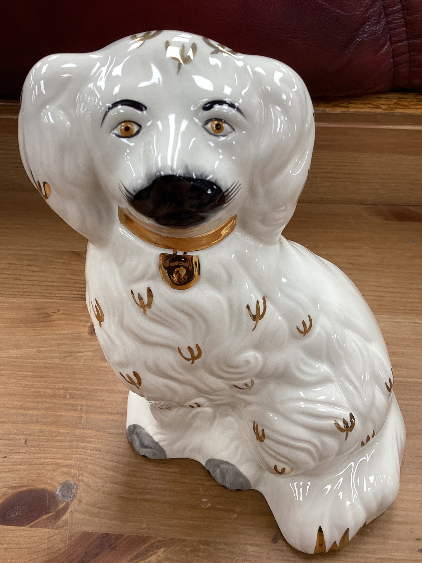 Beswick Ceramic Cream Gold Mantle Spaniel Dog