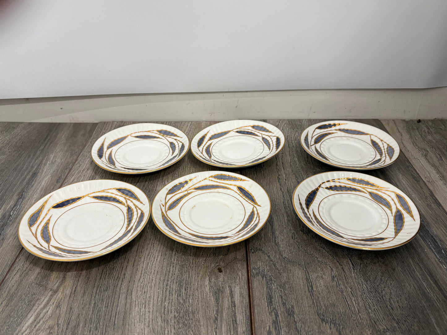 Vintage Royal Tara Fine Bone China Irish Porcelain 21-Piece Teaset
