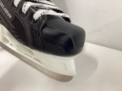 Baver Supreme S140 Ice Hockey Skates