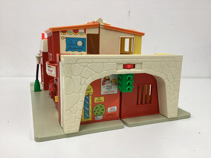 Fisher Price Vintage Play Family Village